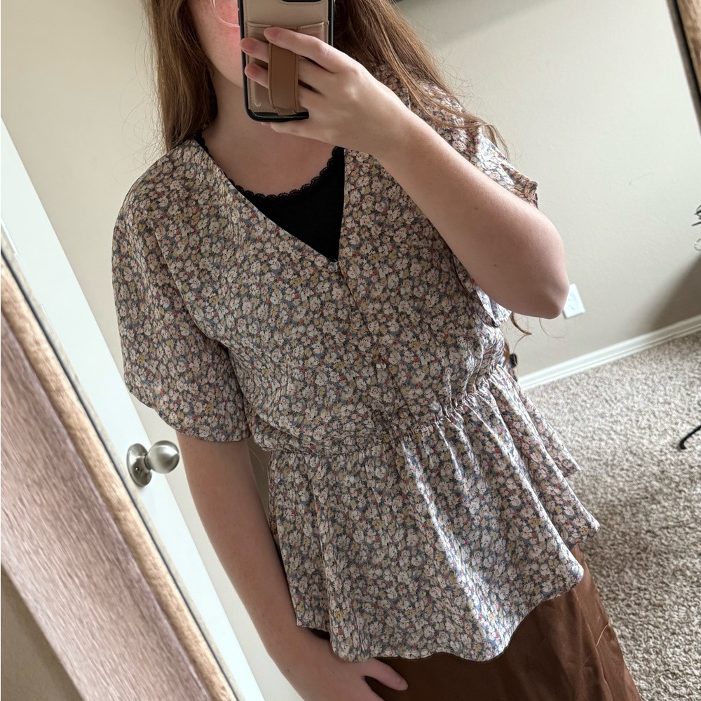 Floral Peplum Puff Sleeve Blouse